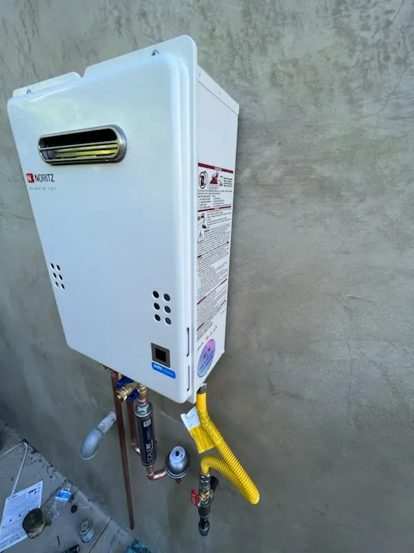Tankless water heater installation for Snodes homes